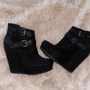 Motto platform bootie